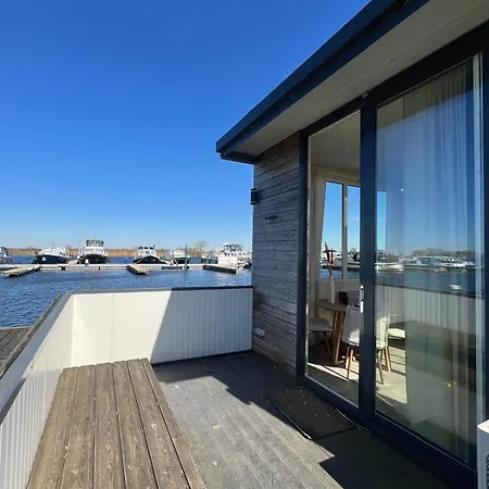 The Creative Boat Botel *